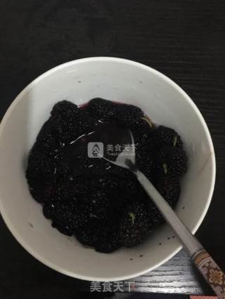 桑葚健康饮的做法步骤：2
