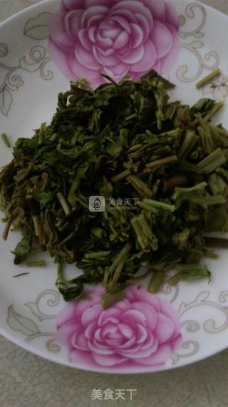 香椿芽拌豆腐的做法步骤：3