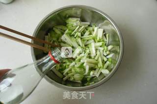剁椒榨菜的做法步骤：4