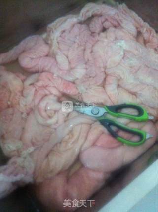 西昌德为鲜极品卤肥肠的做法步骤：2