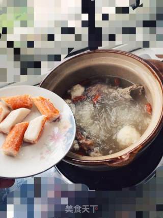 鸭架汤再变——鸭汤粉丝煲的做法步骤：9