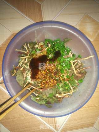 折耳根拌胡豆的做法步骤：4