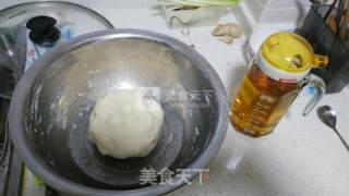 懒人厚奶酪披萨的做法步骤：2