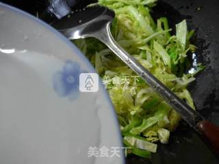 蔬菜鸡蛋炒面的做法步骤：8