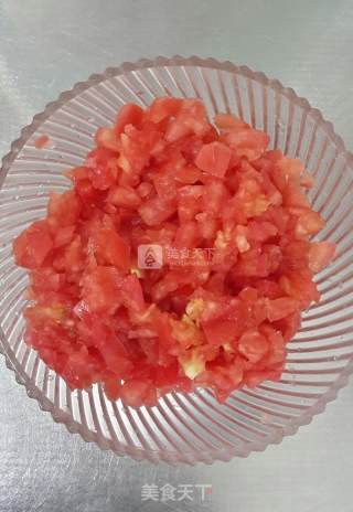 西红柿鸡蛋馅饺子的做法步骤：2