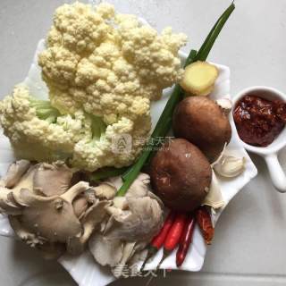 干锅花菜的做法步骤：1