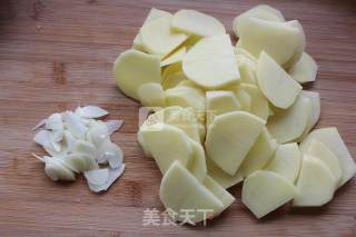 家常小菜——酸菜土豆片的做法步骤：3