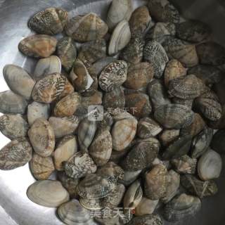 辣炒花蛤的做法步骤：1
