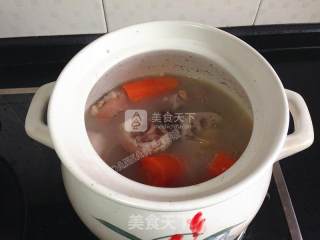 海参猪尾巴养生汤的做法步骤：8