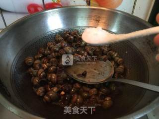 酱爆螺蛳的做法步骤：9