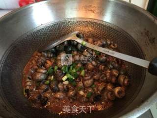 酱爆螺蛳的做法步骤：11