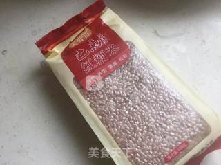 咸肉杂粮菜饭的做法步骤：1