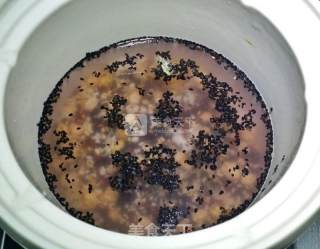 薏米红豆杂粮羹的做法步骤：2