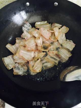 腊肉炒扁豆的做法步骤：3