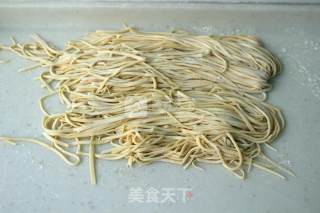 香菇肉丸面的做法步骤：2