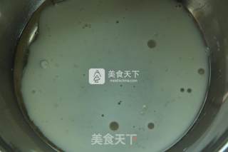 【黑色简约经典】---煤炭蛋糕的做法步骤：1