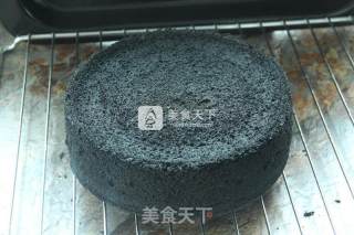 【黑色简约经典】---煤炭蛋糕的做法步骤：8