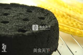 【黑色简约经典】---煤炭蛋糕的做法步骤：9