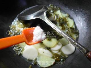 雪菜土豆煮年糕的做法步骤：6