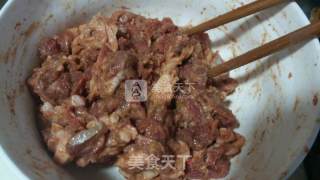 孜然羊肉的做法步骤：3