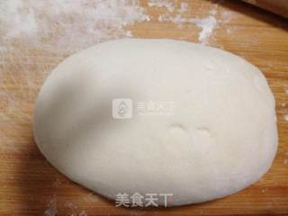 手工饺子的做法步骤：1