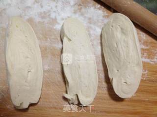 手工饺子的做法步骤：2