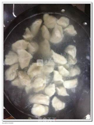 手工饺子的做法步骤：9