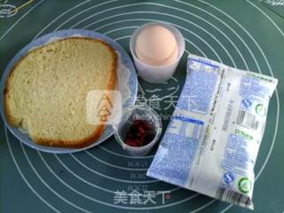 低卡全麦面包布丁的做法步骤：1