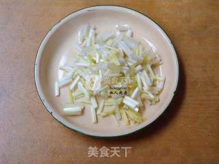 韭黄鸡蛋炒意面的做法步骤：2