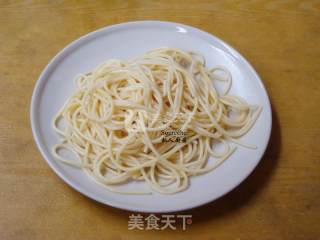 韭黄鸡蛋炒意面的做法步骤：4