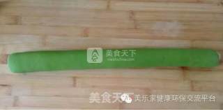 白菜型饺子的做法步骤：4
