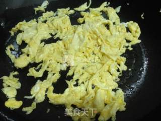 韭菜鸡蛋煎饼的做法步骤：2