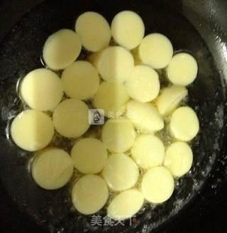 西红柿烧日本豆腐的做法步骤：1