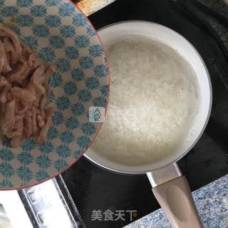 剩饭菜肉粥～ ????的做法步骤：5