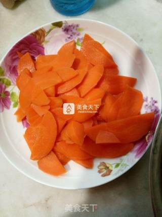清淡小炒雪莲果的做法步骤：2