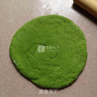 菠菜肉松煎饼的做法步骤：9