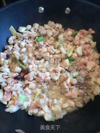 肉酱拌面的做法步骤：7