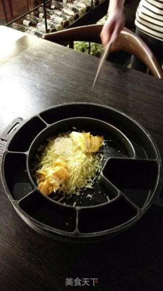 鸳鸯芝士排骨的做法步骤：2