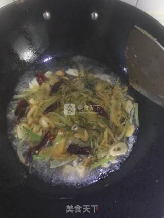 红烧鲳鱼的做法步骤：7