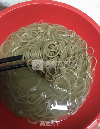 蛋炒苦荞面的做法步骤：2