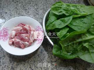 五花肉炒木耳菜的做法步骤：1