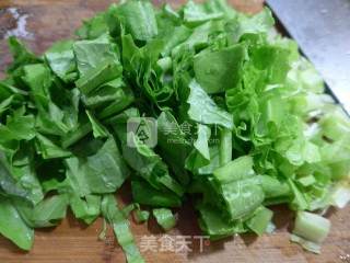 油麦菜炒绿豆芽的做法步骤：2