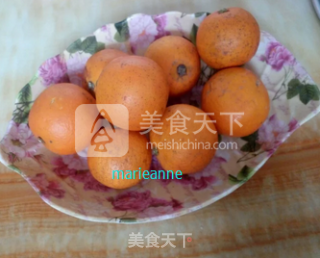 鲜榨橙汁的做法步骤：1