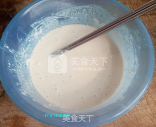 香葱鸡蛋饼的做法步骤：2