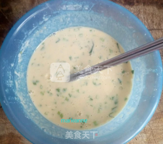香葱鸡蛋饼的做法步骤：5