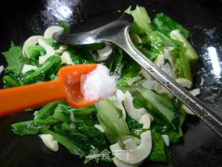 雷笋炒油麦菜的做法步骤：7