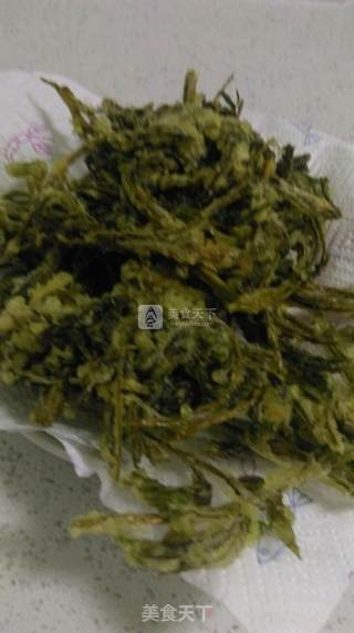 炸香椿鱼的做法步骤：4