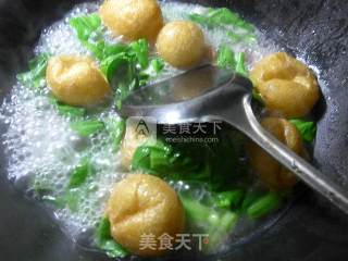 油面筋菜芯腊鸡腿的做法步骤：5