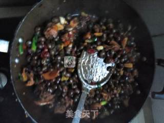 田螺煮鸭的做法步骤：3
