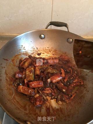 黑猪肉烧海参（葱烧海参）的做法步骤：21